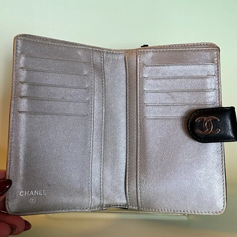 CHANEL Camellia Embossed Floral Zip Wallet - Picture 4 of 12